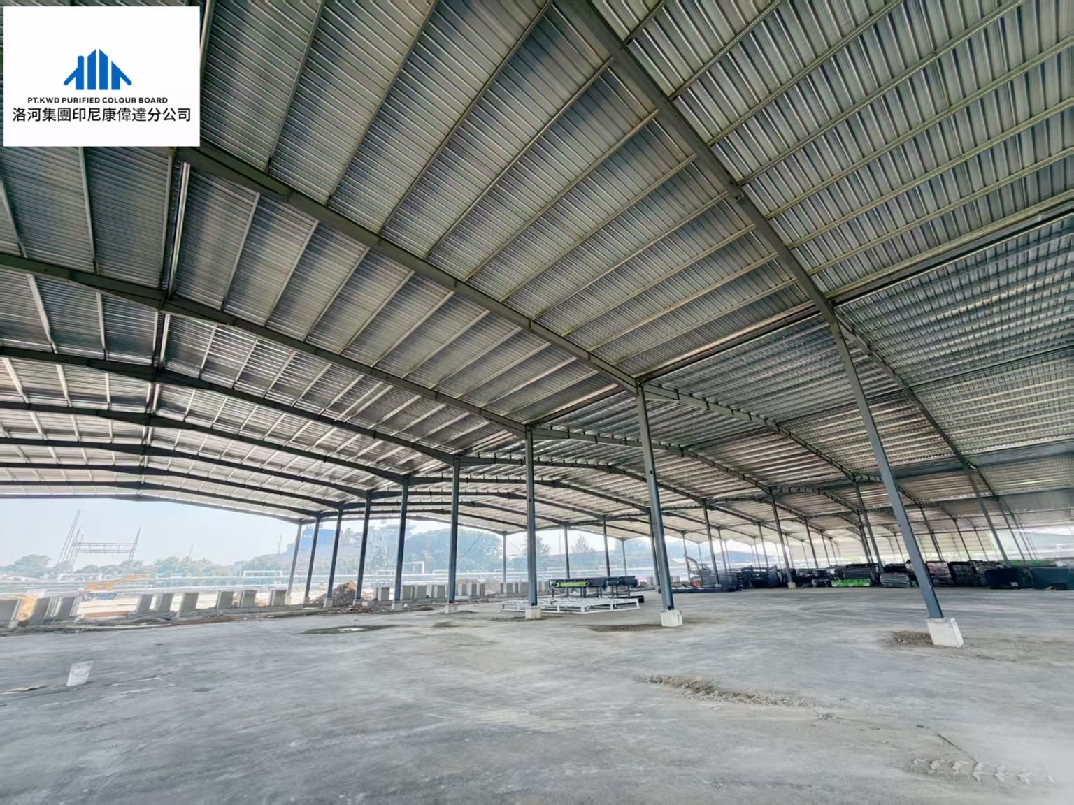 Platform peralatan dan mezzanine